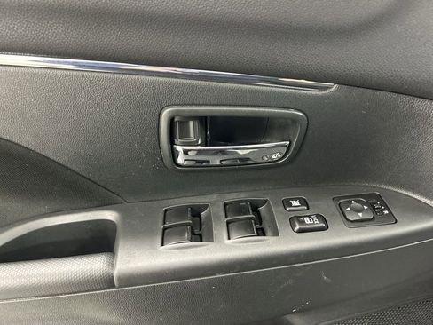 Used 2022 Mitsubishi Outlander Sport ES image 11