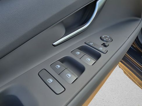 New 2025 Hyundai Elantra Blue image 24