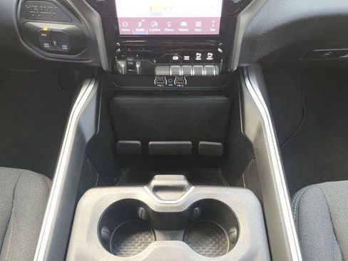 Certified 2026 RAM 3500 Big Horn AWD/4WD image 20