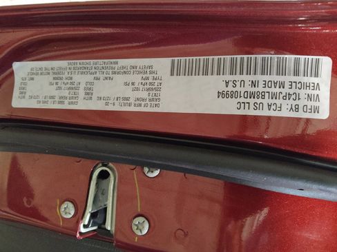 Used 2021 Jeep Cherokee Latitude Plus image 33