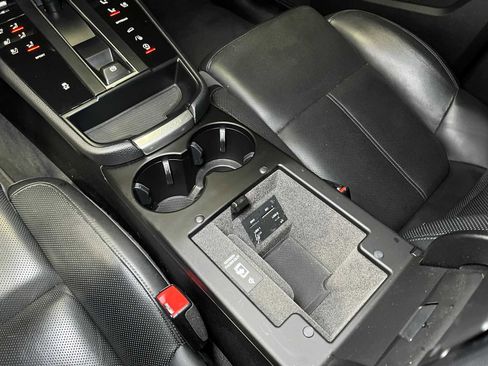 Used 2024 Porsche Macan image 66