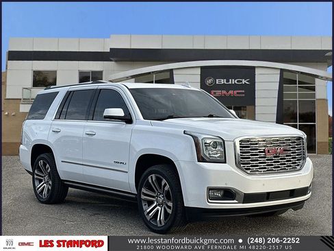 Used 2018 GMC Yukon Denali w/ Denali Ultimate Package image 8