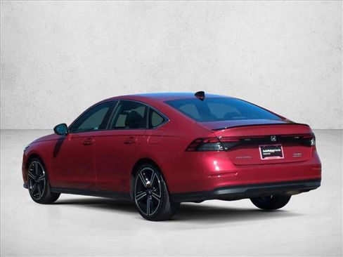 Used 2025 Honda Accord Sport image 8