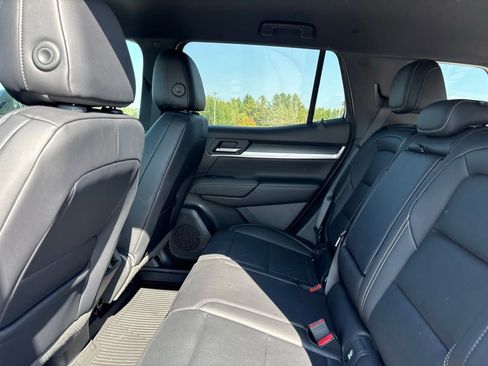 Used 2026 GMC Terrain Elevation w/ Elevation Premium Package image 25