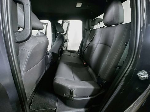 Used 2025 Toyota Tacoma SR5 AWD/4WD image 14