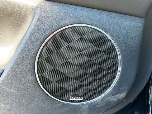 Used 2022 Genesis GV80 2.5T w/ Prestige Package 05 image 19