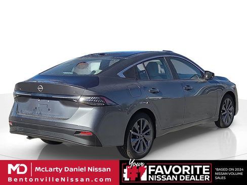 New 2026 Nissan Sentra SL w/ Floor Mat Package FWD image 5