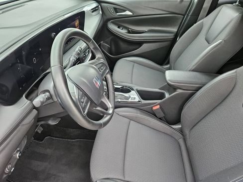 Used 2025 Buick Encore GX Preferred FWD image 13