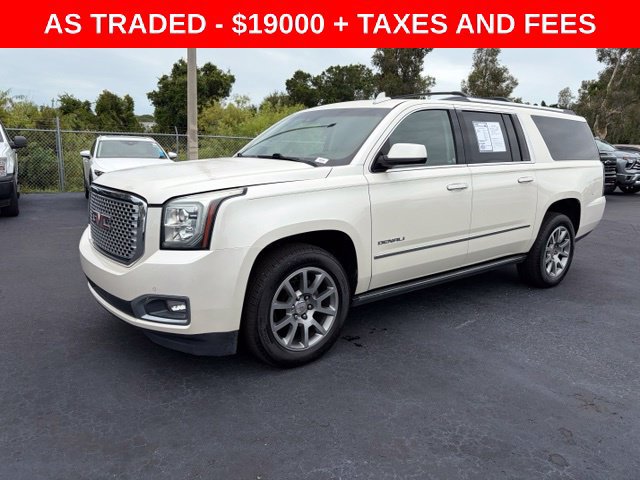 Used 2015 GMC Yukon XL Denali w/ Premium Package RWD image 3