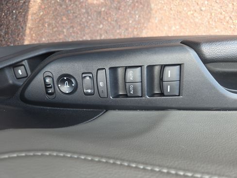Used 2016 Honda Civic Touring image 28