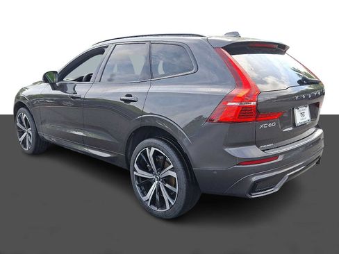 Used 2023 Volvo XC60 B6 Ultimate w/ Protection Package Premier AWD/4WD image 4