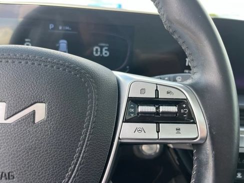 Used 2023 Kia Telluride S w/ S Sunroof Package FWD image 17