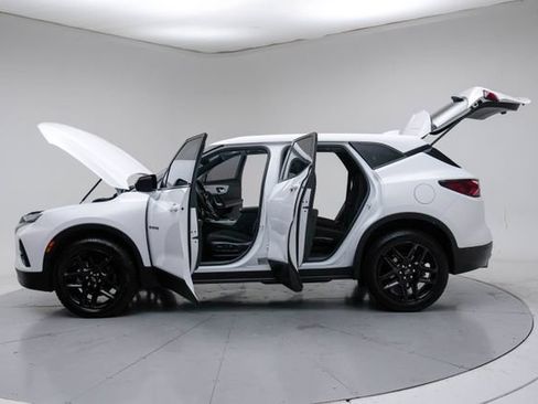 Used 2022 Chevrolet Blazer LT w/ LPO, Black Accent Package FWD image 19