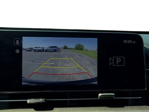 Certified 2025 Hyundai Kona SEL AWD/4WD image 18