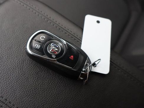 Used 2023 Buick Encore GX Select w/ Safety Package II image 35