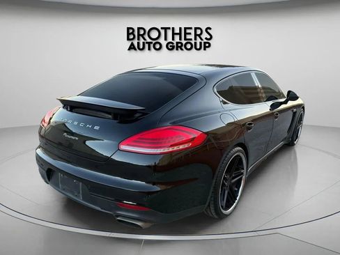 Used 2014 Porsche Panamera 4 image 7