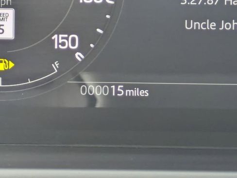 Used 2026 Land Rover Defender 110 X-Dynamic SE AWD/4WD image 11