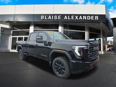 New 2026 GMC Sierra 2500 AT4 w/ AT4 Preferred Package