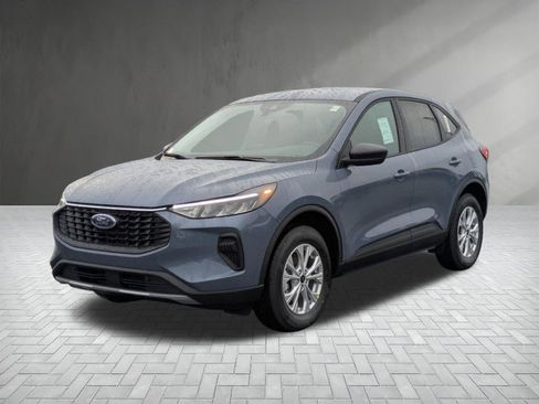 New 2026 Ford Escape Active w/ Cold Weather Package AWD/4WD image 2