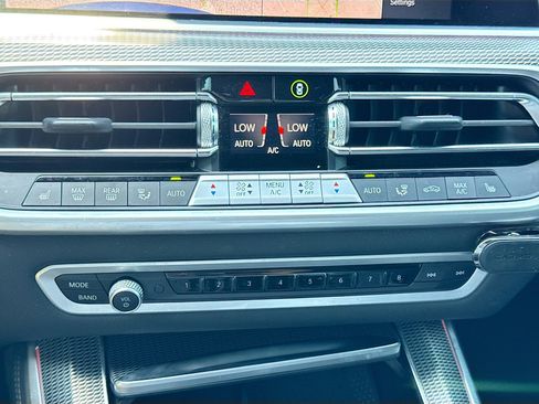 Used 2023 BMW X5 xDrive40i w/ Executive Package image 35