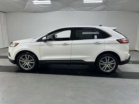 Used 2022 Ford Edge Titanium AWD/4WD image 6