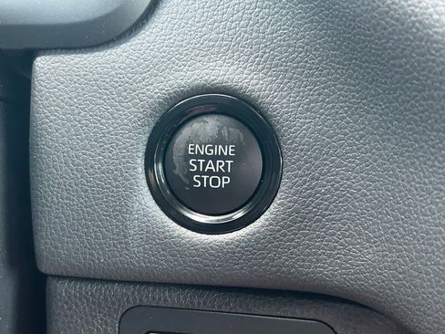 Used 2025 Toyota Tundra Limited image 30