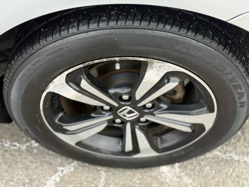 Used 2015 Honda Civic EX image 30