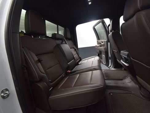 Used 2025 GMC Sierra 3500 Denali image 49