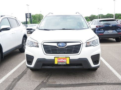 Used 2020 Subaru Forester Premium AWD/4WD image 2