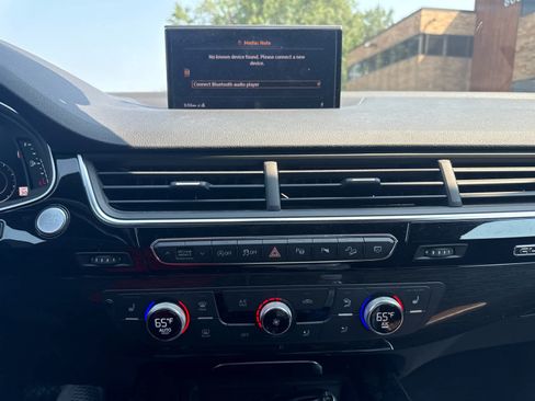 Used 2019 Audi Q7 3.0T Premium Plus AWD/4WD image 11