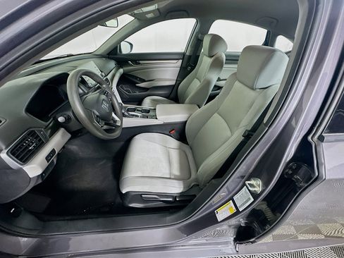 Used 2018 Honda Accord LX image 13