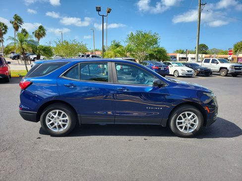 Used 2023 Chevrolet Equinox LS w/ LPO, Floor Liner Package AWD/4WD image 5