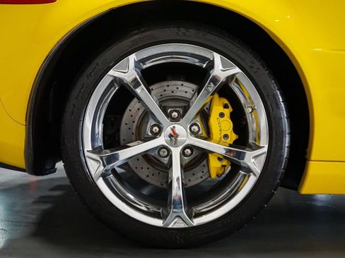 Used 2012 Chevrolet Corvette Grand Sport w/ 4LT Preferred Equipment Group RWD image 41