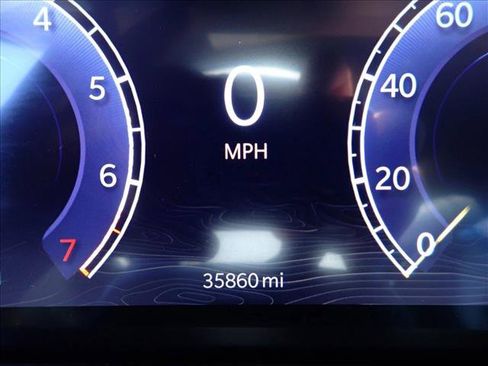 Used 2024 Jeep Grand Cherokee L Laredo AWD/4WD image 29
