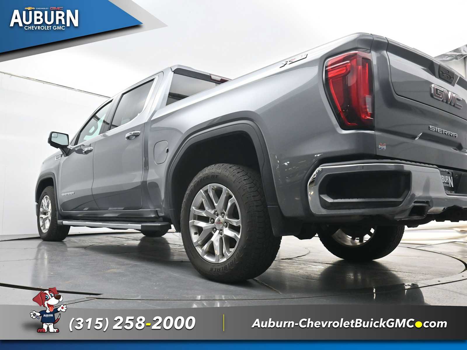 Used 2021 GMC Sierra 1500 SLT w/ SLT Premium Package AWD/4WD image 24