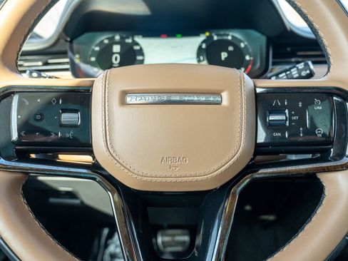 Used 2023 Land Rover Range Rover Sport SE Dynamic image 14