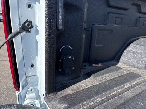 Used 2026 Chevrolet Silverado 3500 LT w/ Leather Package image 17