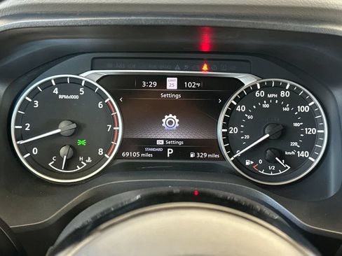 Used 2023 Nissan Rogue SL w/ SL Premium Package FWD image 23