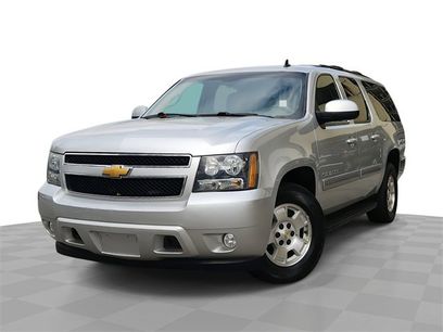 Used 2014 Chevrolet Suburban LT w/ Luxury Package