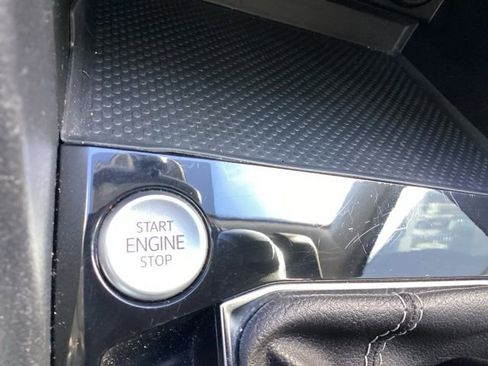 Used 2024 Volkswagen Taos S image 21