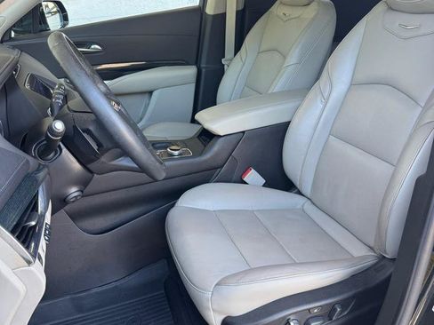 Used 2019 Cadillac XT4 Premium Luxury AWD/4WD image 11
