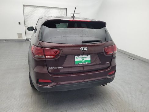 Used 2019 Kia Sorento FWD image 6