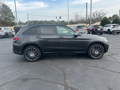 Used 2022 Mercedes-Benz GLC 300 image 8