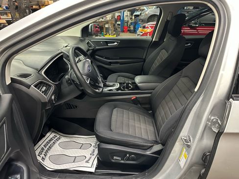 Used 2017 Ford Edge SEL w/ Cargo Accessory Package image 11