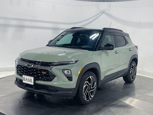 Used 2024 Chevrolet TrailBlazer RS w/ Driver Confidence Package image 8