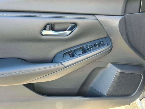 Used 2023 Nissan Sentra SV w/ All-Weather Package image 16