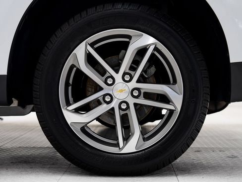 Used 2016 Chevrolet Equinox LTZ w/ Enhanced Convenience Package AWD/4WD image 28