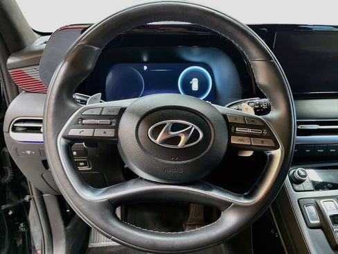 Used 2023 Hyundai Palisade Calligraphy AWD/4WD image 11