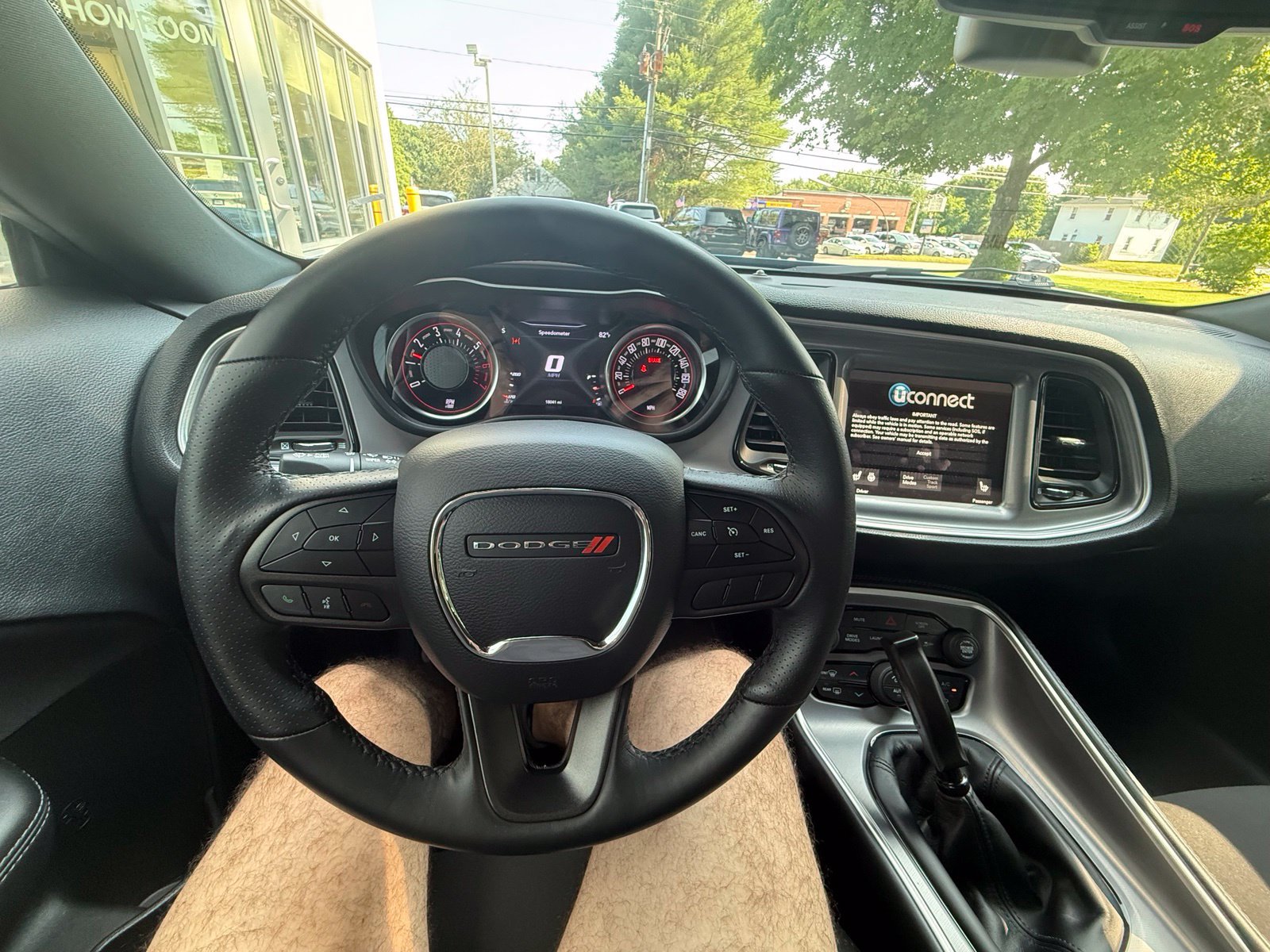 Used 2022 Dodge Challenger R/T Scat Pack RWD image 12