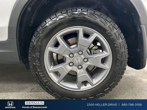 Certified 2025 Honda Passport TrailSport image 22
